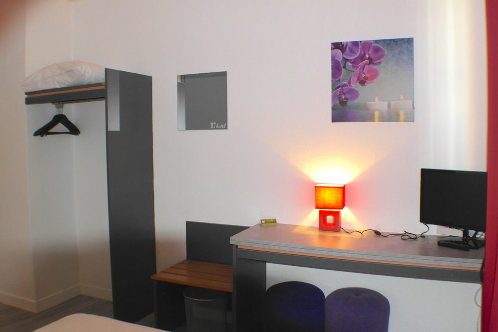 L'Hotel Du Marais Romilly Centre Bagian luar foto